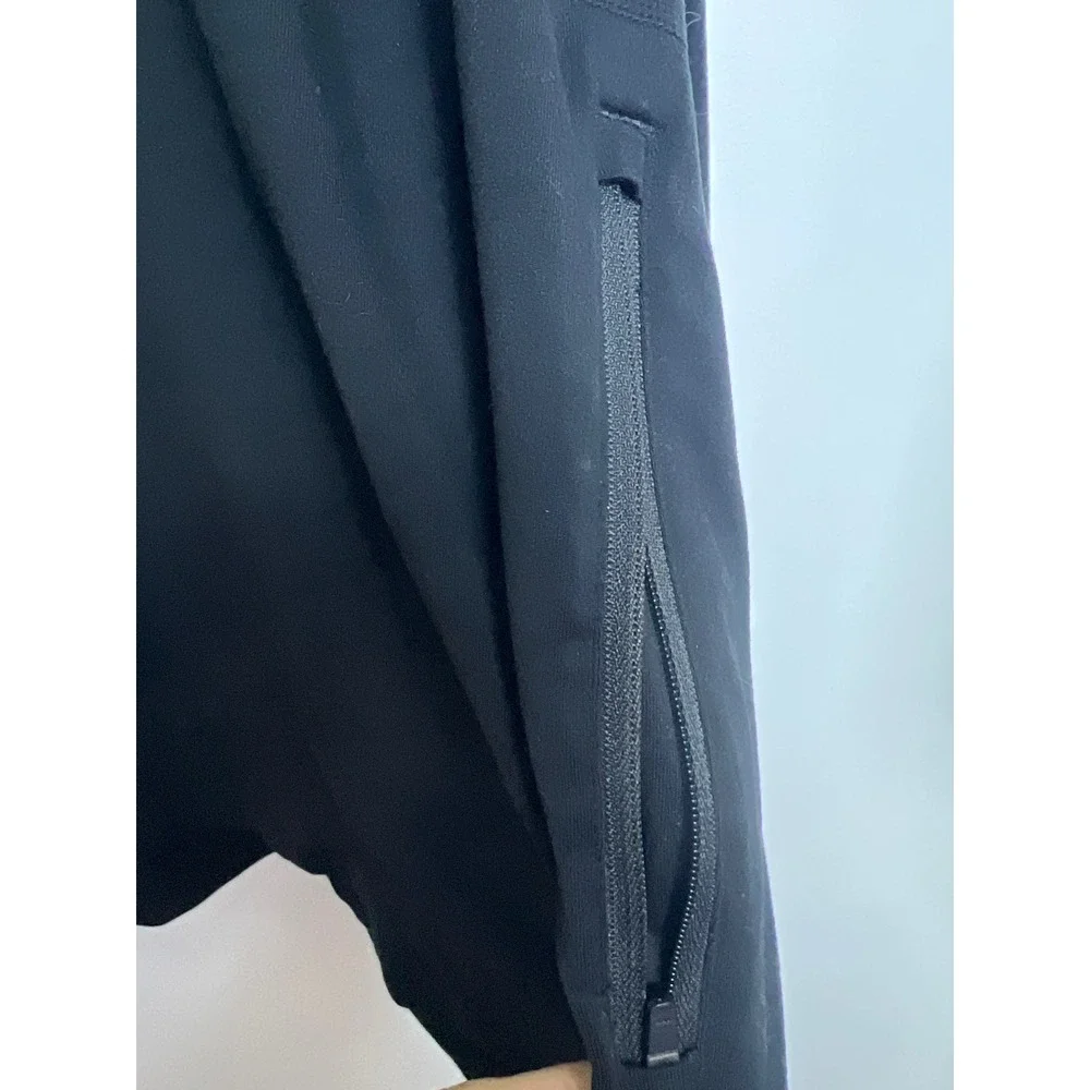 Vuori Mens Black Pullover Hoodie‎ Long Sleeve Zipper Pockets Casual Workout Gym